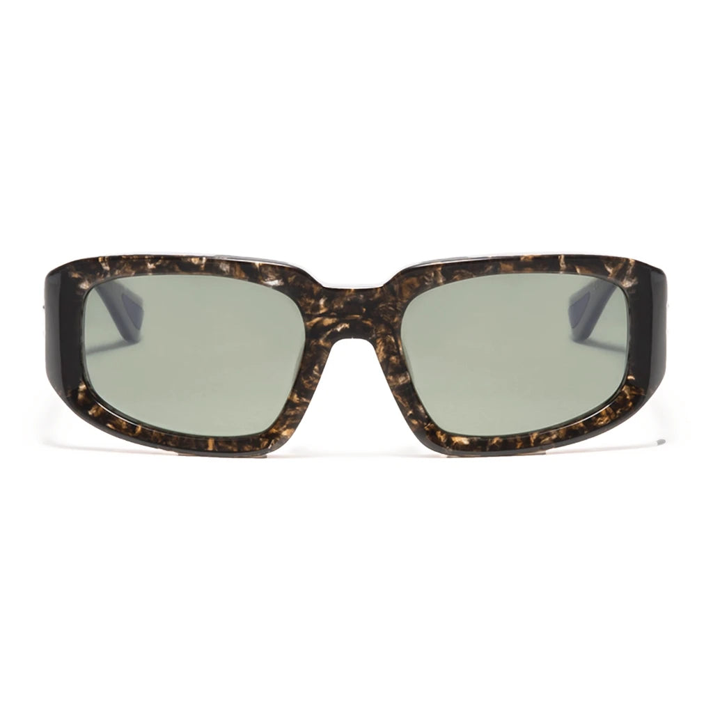 César Villalba cycling and performance polarized in brown tortoise