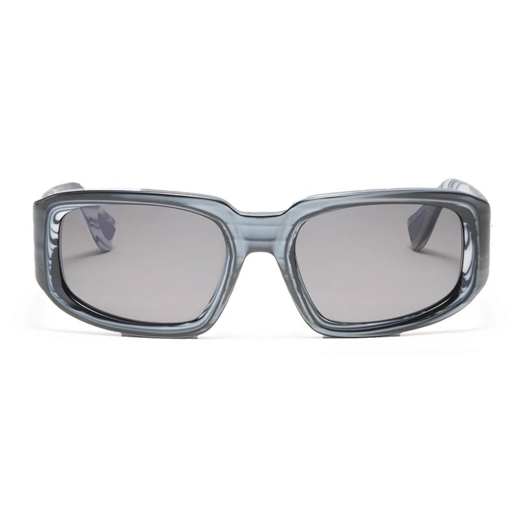 César Villalba cycling and performance polarized in grey and white swirl